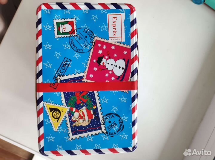 Коробка новогодняя жестяная