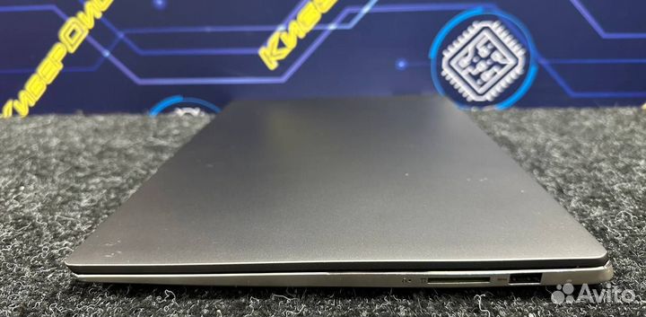 Ноутбук Lenovo (R3 2200U, 8GB, SSD256, Vega 3)