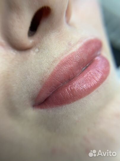 Бровист/ Мастер перманентного макияжа