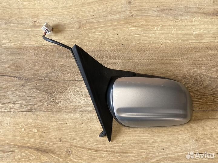 Mazda 626 gf правое боковое зеркало