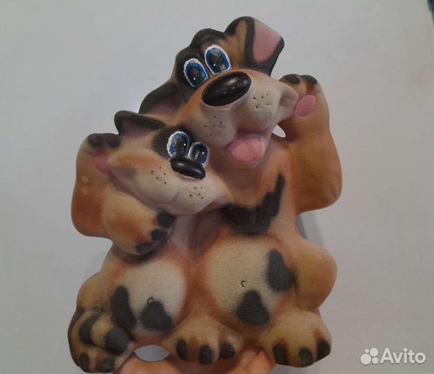 Копилка- статуэтка 