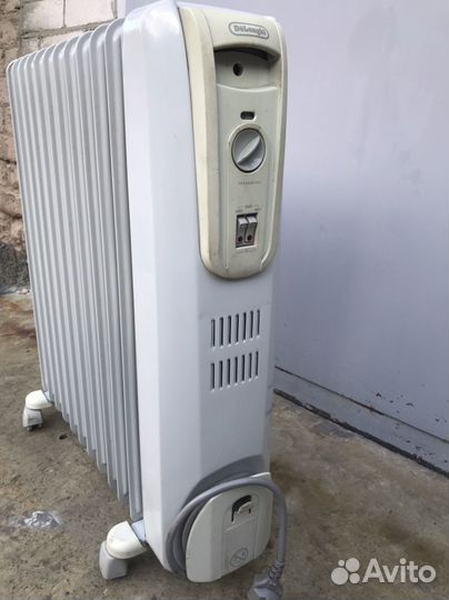 Масляный обогреватель delonghi