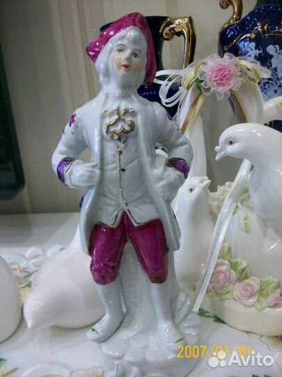 Фарфоровые статуэтки