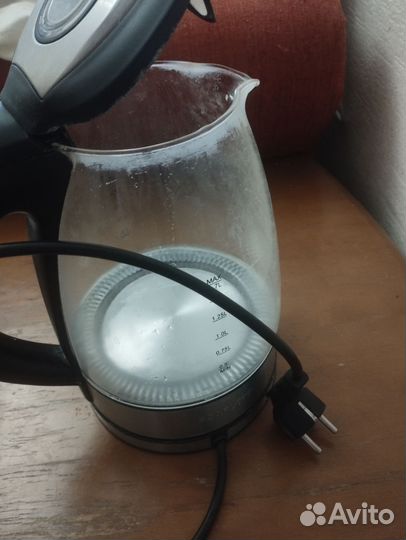 Чайник электрический бу