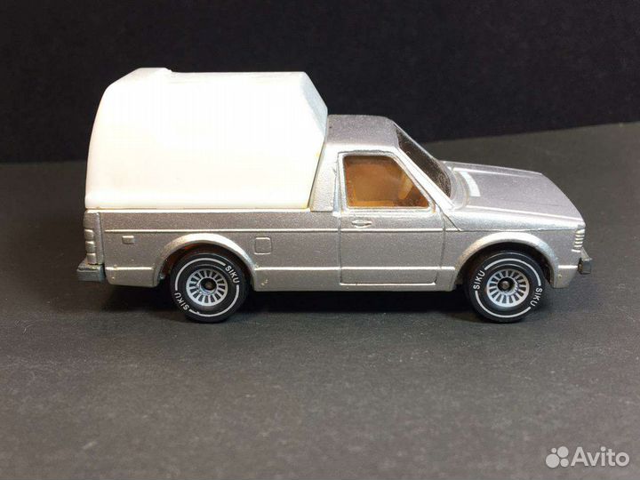 Модель VW pickup truck 1:55