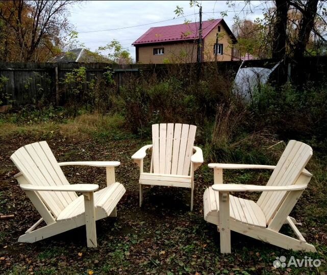 Кресло деревянное