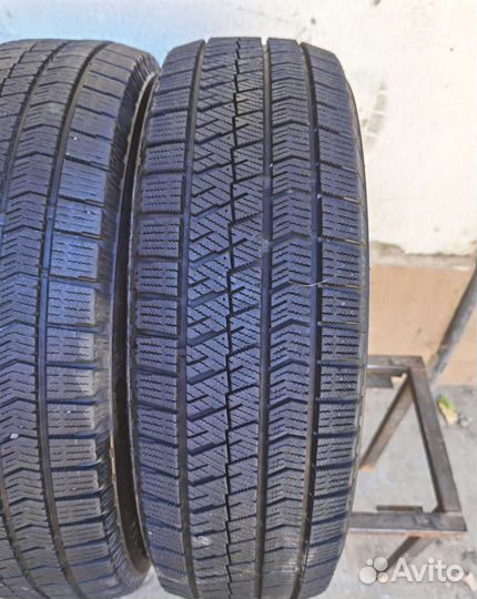 Bridgestone Blizzak VRX 185/65 R15 99H