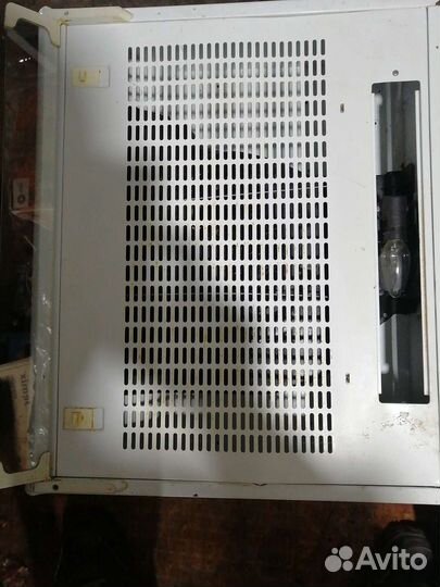 Продаётся б/у вытяжка в хорошем состоянии