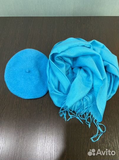 Шапочки и палантины