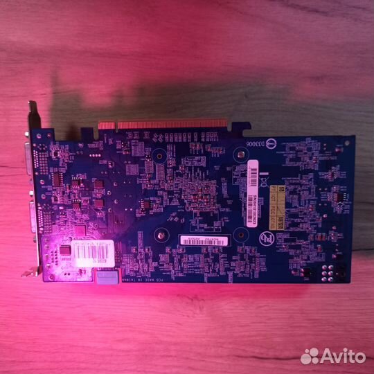 Три видеокарты