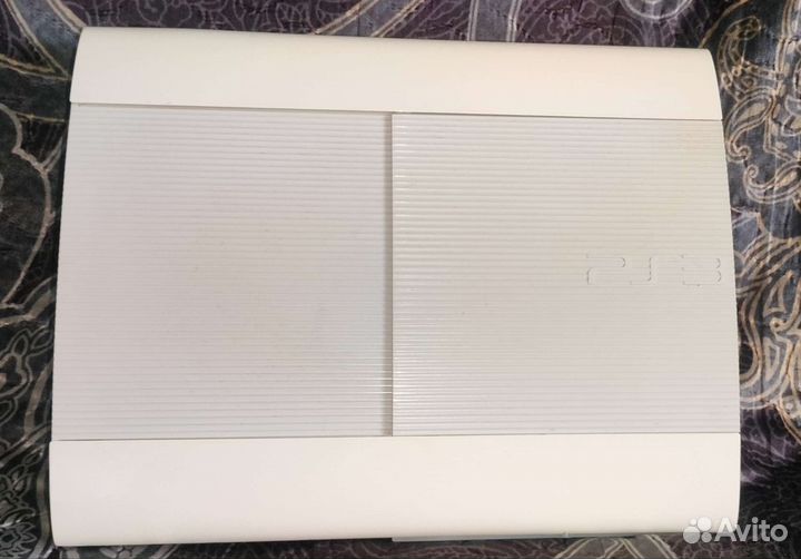 Sony PlayStation 3 Super Slim 500gb (Белого цвета)