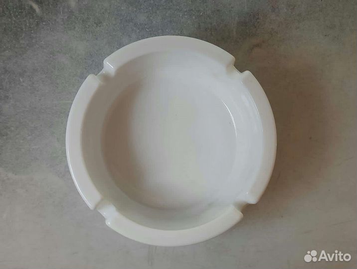 Пепельница Bond