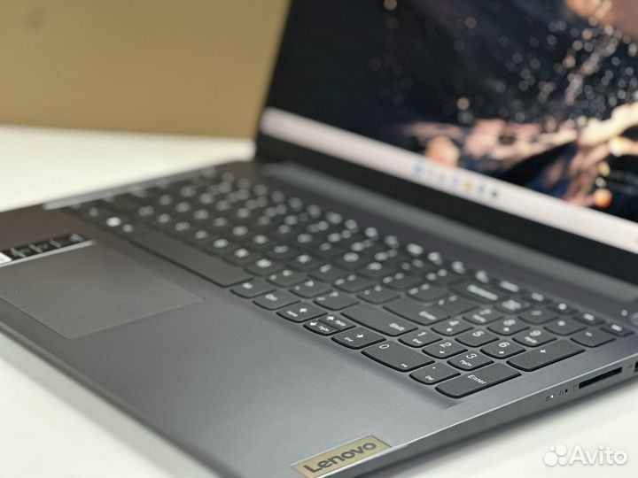 Новый ноутбук lenovo ryzen5-5500u