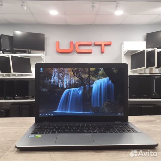 Ноутбук asus X542U