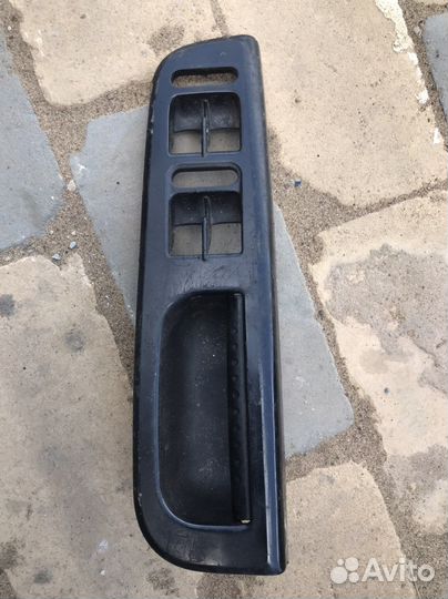 Ручка двери внутренняя Фольксваген Гольф 4