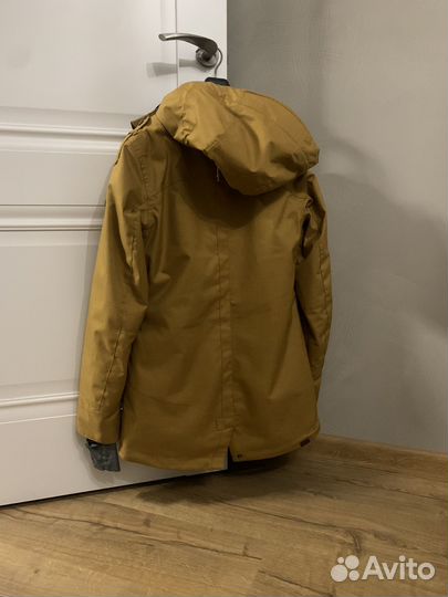 Парка сноубордическая