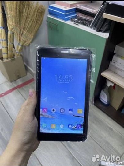 Планшет новый