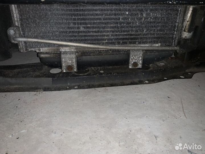 Рамка радиатора Toyota Passo KGC10