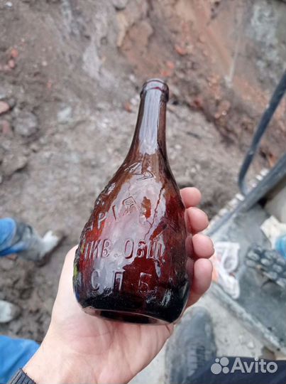 Бутылка стеклянная