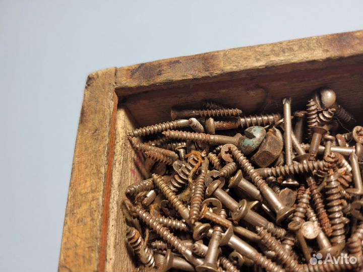 Саморезы коробка бу