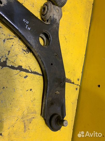 Рычаг передний Mazda 3 BK 2006-2009