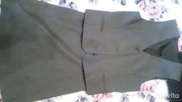 Школьный костюм тройка для девочки 140