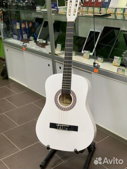 Гитара belucci