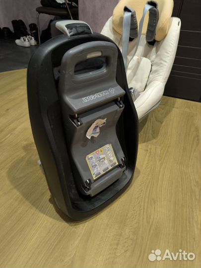 Автокресло maxi cosi pearl + база family fix