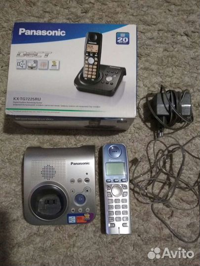 Телефон philips новый и panasonic б/у