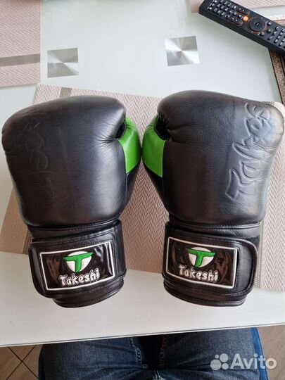 Боксерские перчатки Takeshi