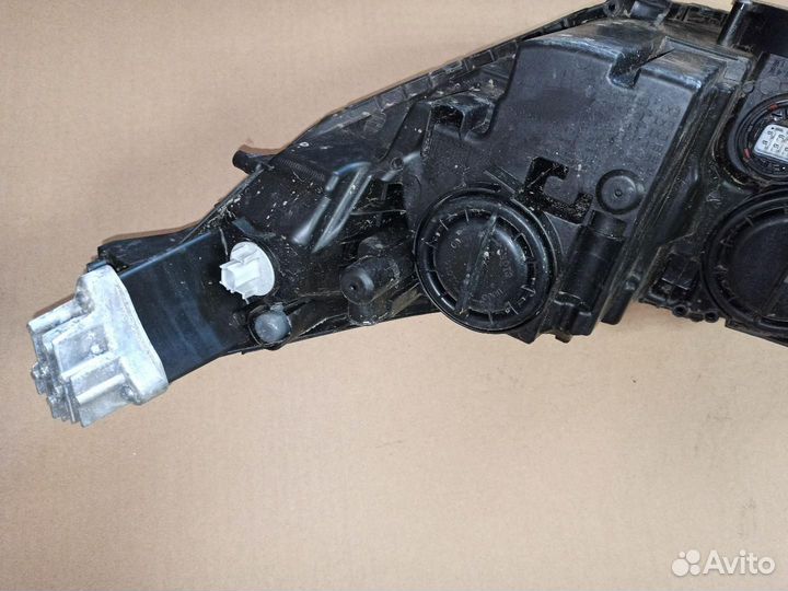 Фара правая Honda Civic 9 рест. 2015