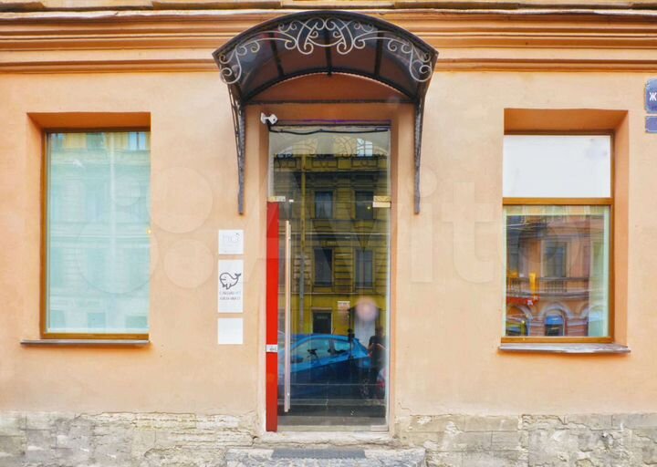 Комната 13 м² в 7-к., 1/6 эт.