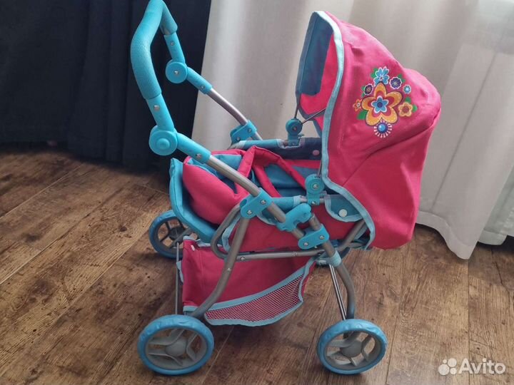 Коляска кукольная