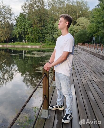 Певец вокалист