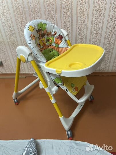 Детский стульчик для кормления