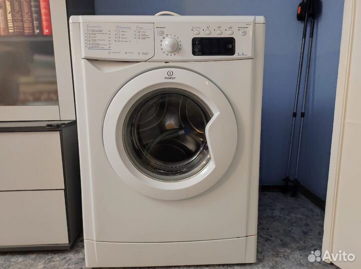 Стиральная машина бу Indesit iwse 5105