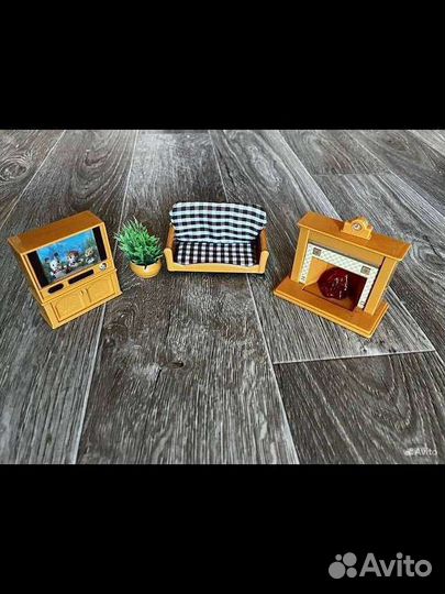 Happy family and Sylvanian families