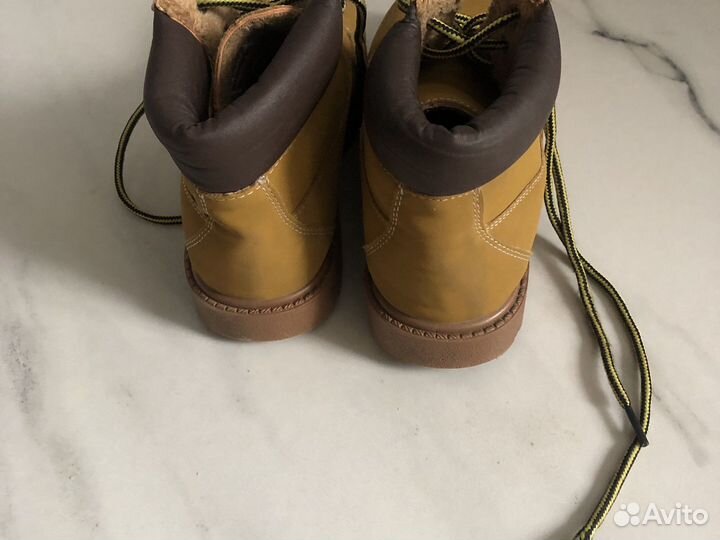 Ботинки демисезонные для мальчика 32,33