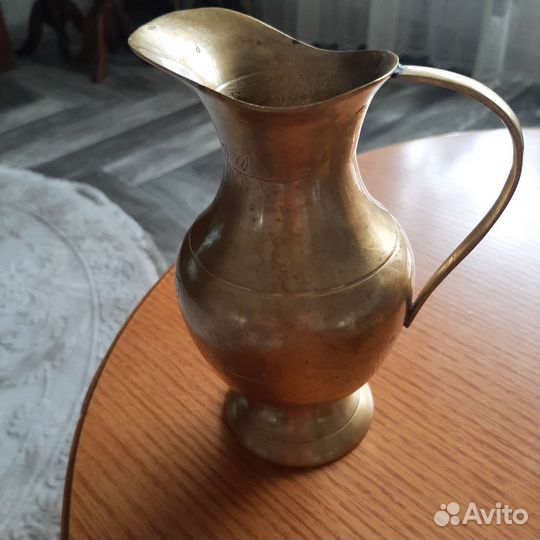 Кувшин из латуни