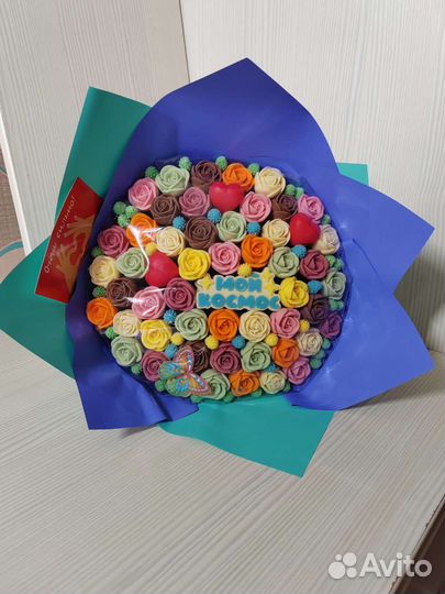 Букет из 51 розы из шоколада