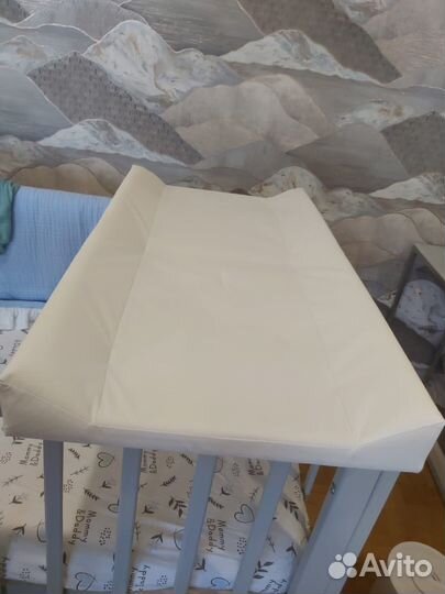 Пеленальная доска (пеленальный столик)