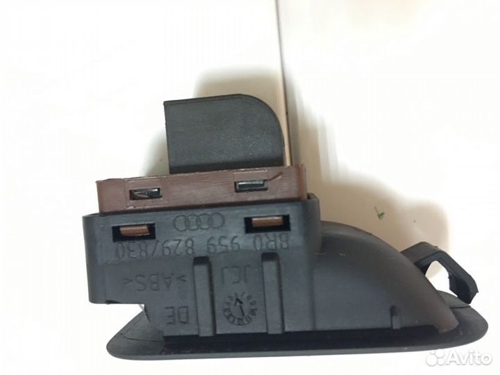 Кнопка открывания багажника Audi Q5 8R 2013