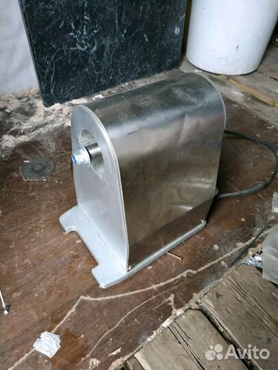 Промышленая мясорубка сыротерка