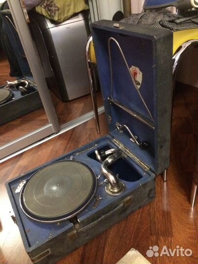 Патифон старинный