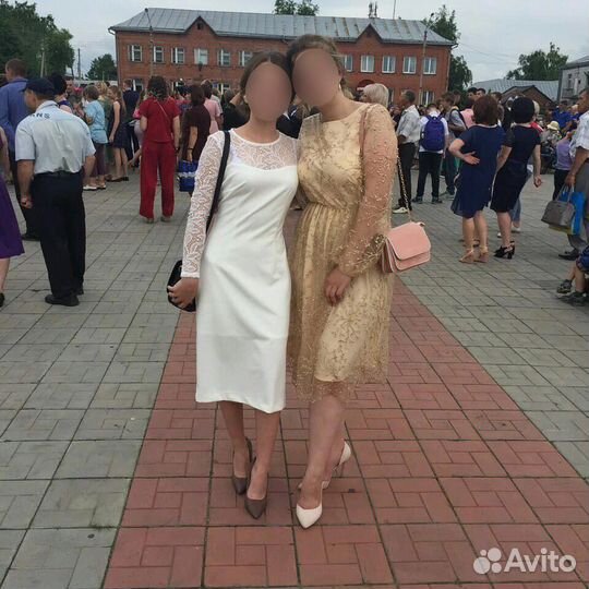 Платье белое