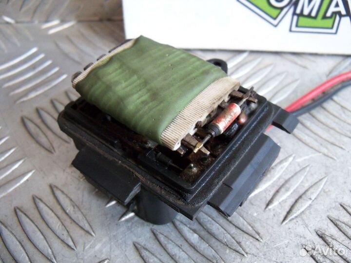 Резистор отопителя Renault Symbol 2006г