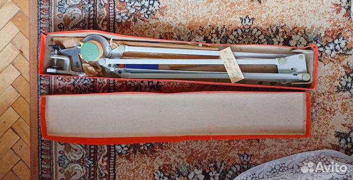 Чертёжный прибор 