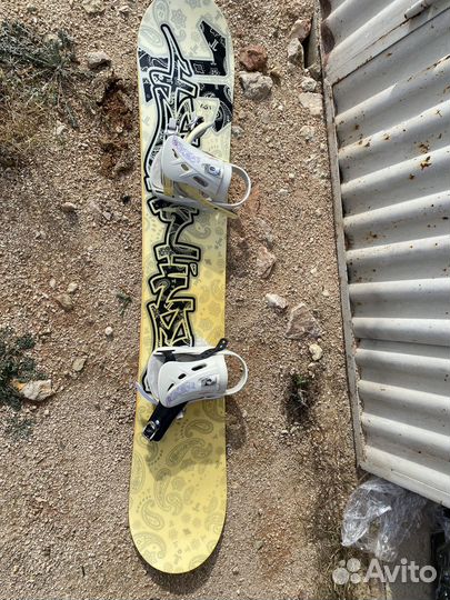 Сноуборд technine 157 с креплениями