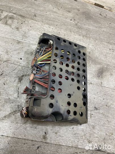 Блок предохранителей Opel Astra