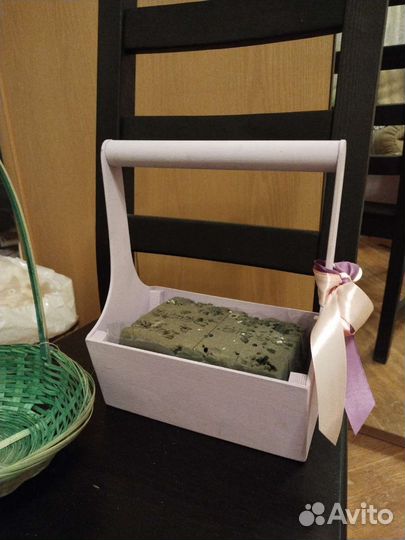 Подставки, кашпо, корзинки для цветов